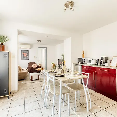 Apartment Cocon Lumineux Au Centre De Tarbes, Terrasse Privee Au Soleil, Confort Inclus *