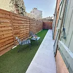Cocon Lumineux Au Centre De Tarbes, Terrasse Privee Au Soleil, Confort Inclus