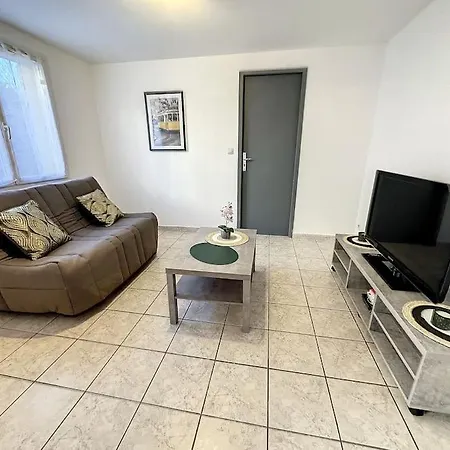 Cocon Lumineux Avec Terrasse Centre Apartment Tarbes