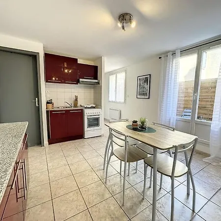 Cocon Lumineux Avec Terrasse Centre Apartment