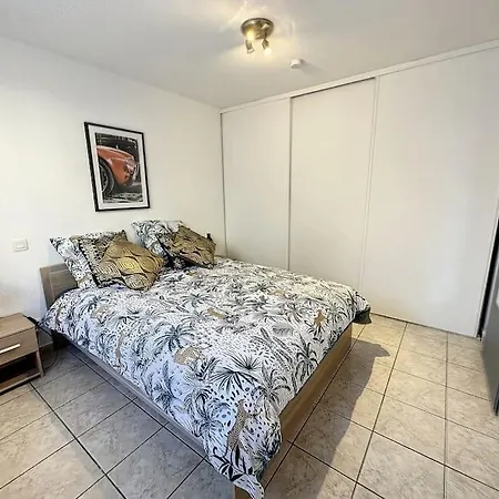 Cocon Lumineux Avec Terrasse Centre Apartment Tarbes