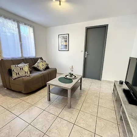 Cocon Lumineux Avec Terrasse Centre *