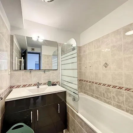 Cocon Lumineux Avec Terrasse Centre Apartment Tarbes